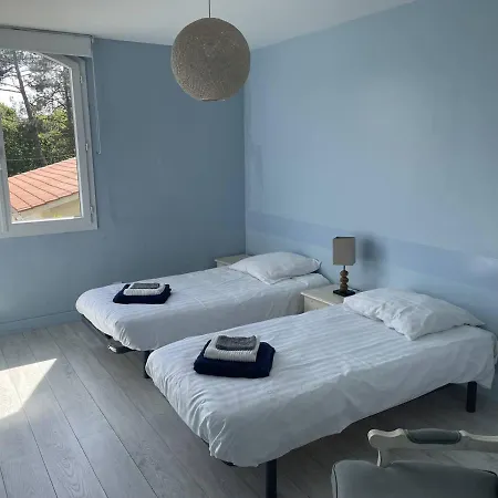 Familiale Pres Du Moulleau Et Des Arbousiers Avec Grand Jardin Et Terrasse - Fr-1-433-18 Villa